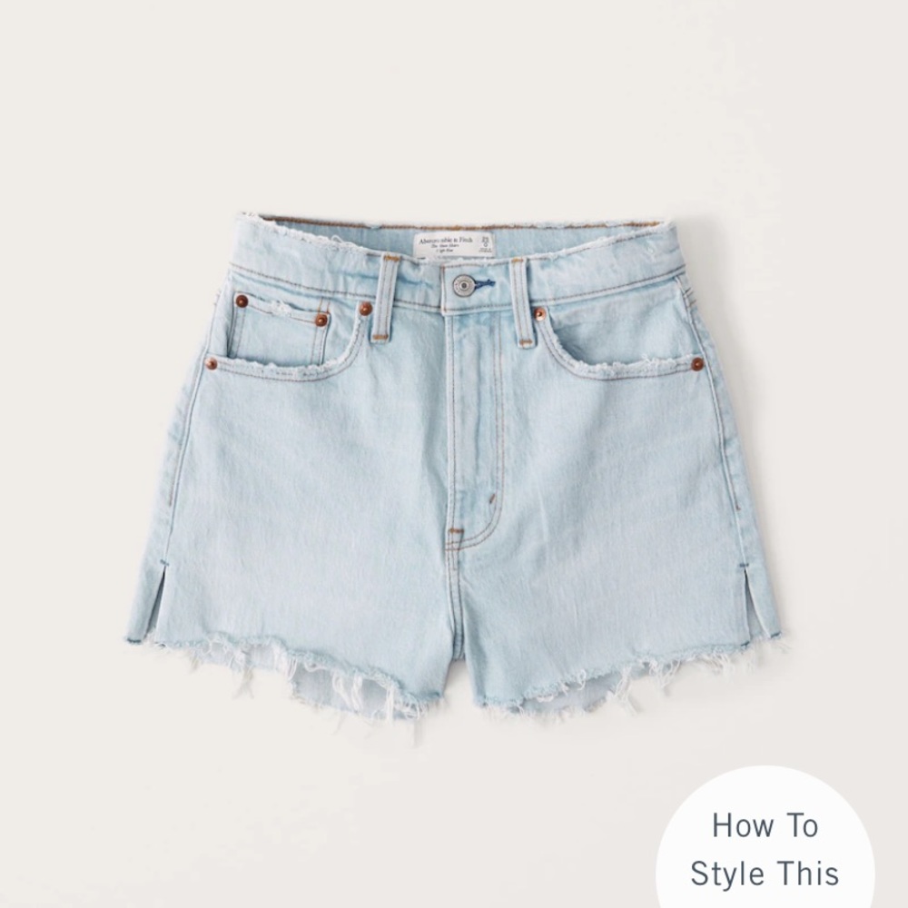 Abercrombie & Fitch Curve Love High Rise Mom Short